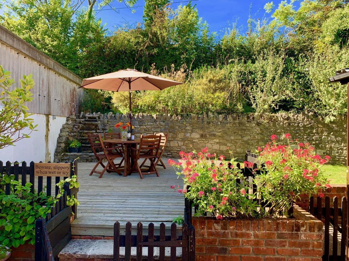 Little Upton Farm Cottages 라이드 외부 사진