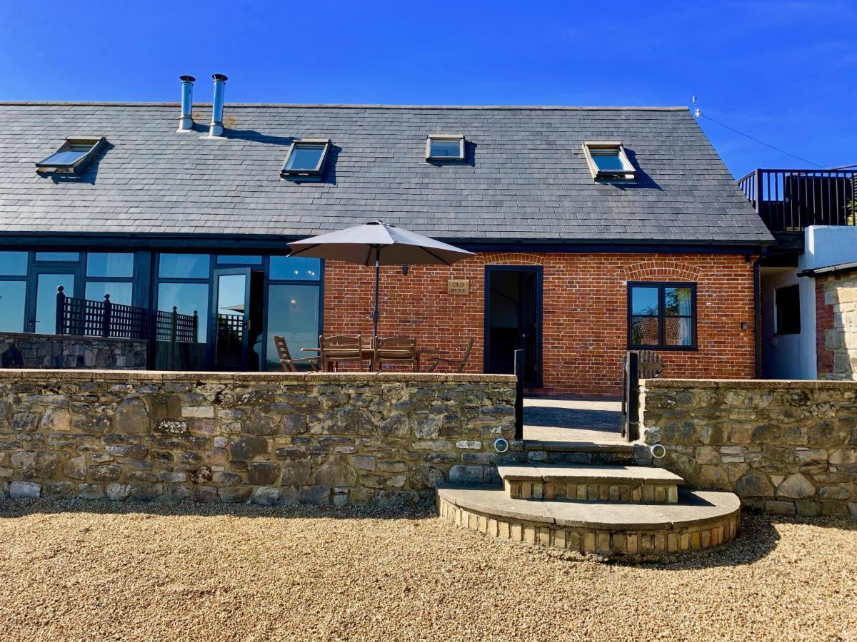 Little Upton Farm Cottages 라이드 외부 사진