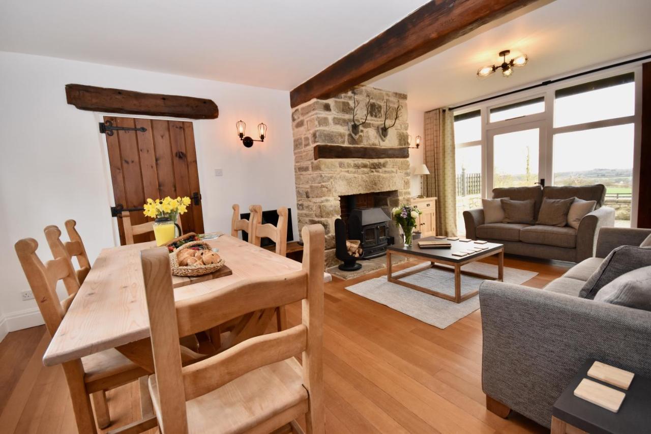 Little Upton Farm Cottages 라이드 외부 사진