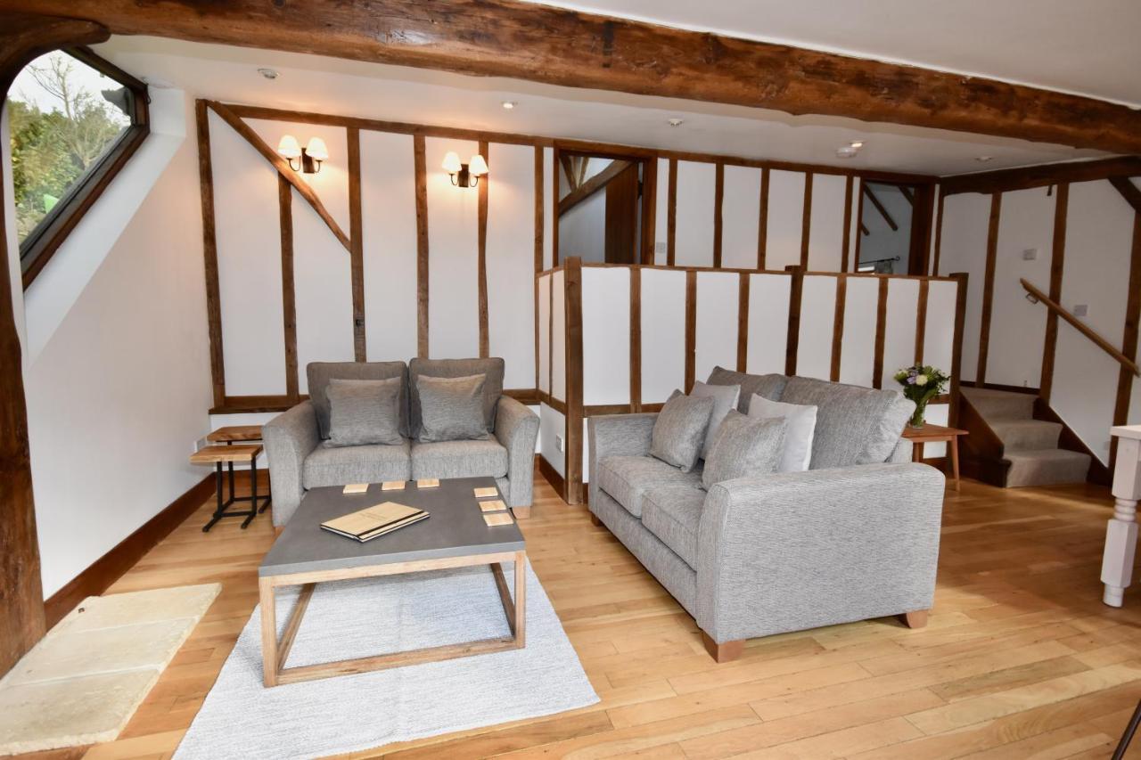 Little Upton Farm Cottages 라이드 외부 사진