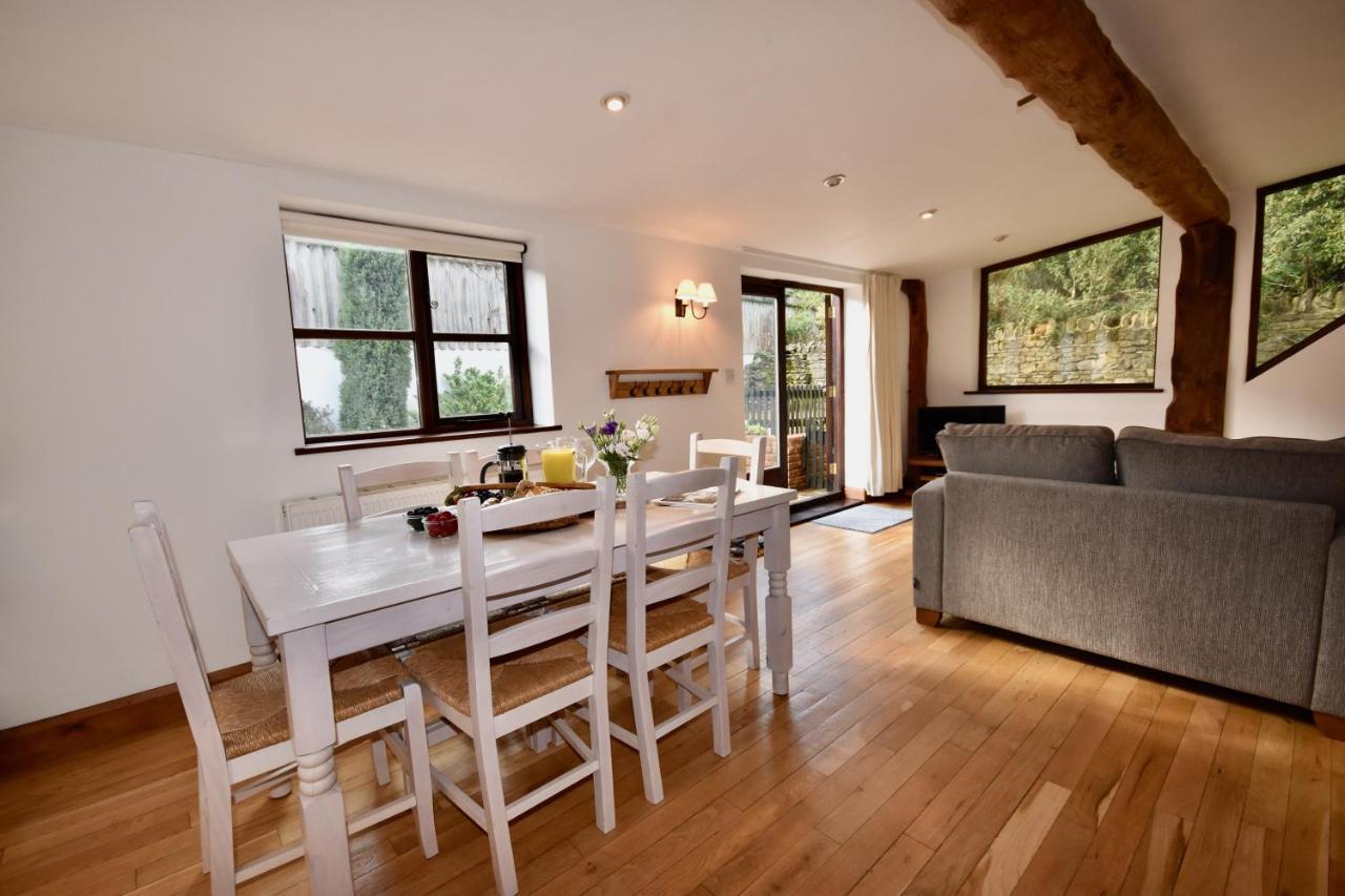 Little Upton Farm Cottages 라이드 외부 사진