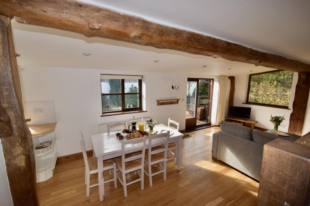 Little Upton Farm Cottages 라이드 외부 사진