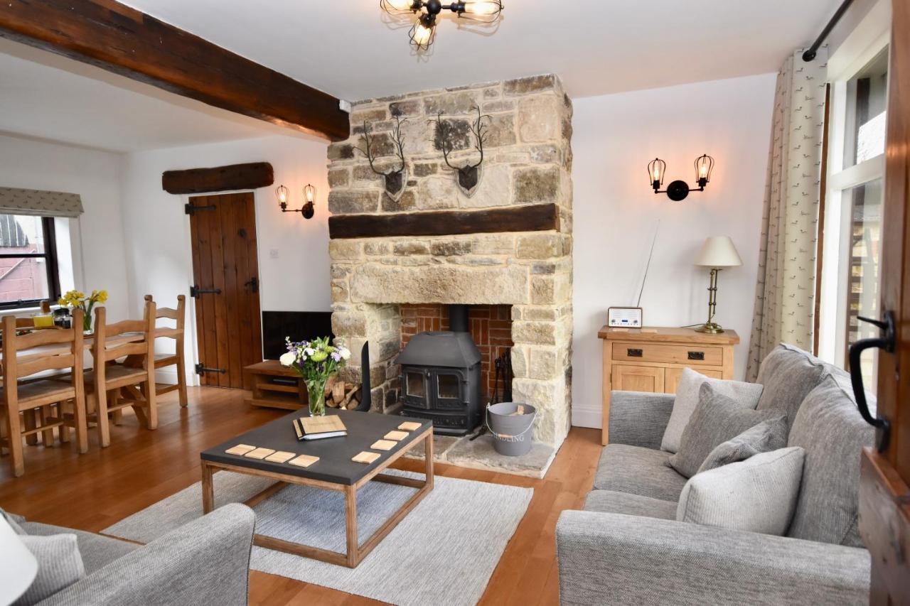 Little Upton Farm Cottages 라이드 외부 사진
